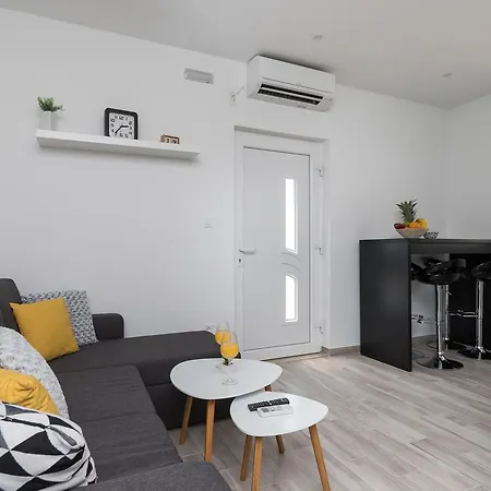 Apartments Siblings Mokosica Room photo
