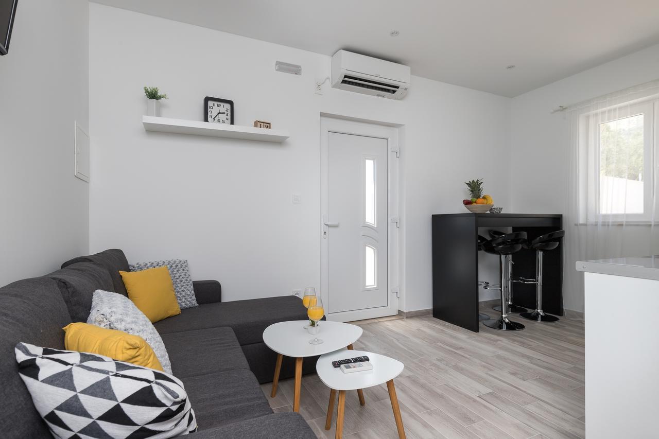 Siblings Apartment Mokosica